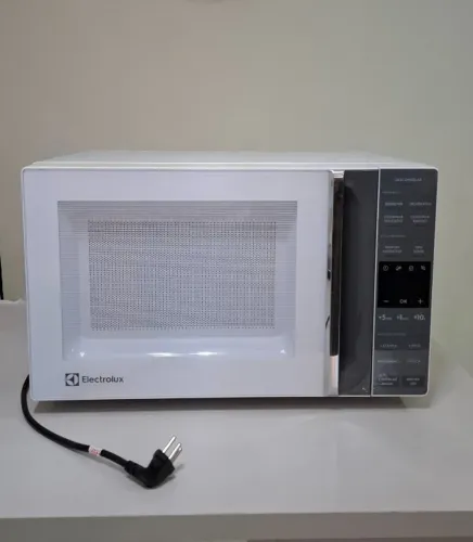 Micro-ondas Electrolux 23L Branco Efficient - 220V
