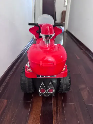 Moto elétrica estilo de polícial