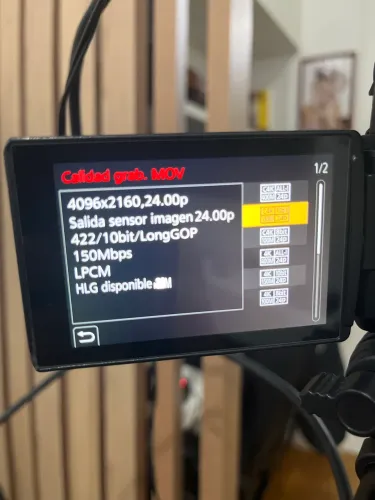 Câmera Lumix GH5 e Monitor Desview R6