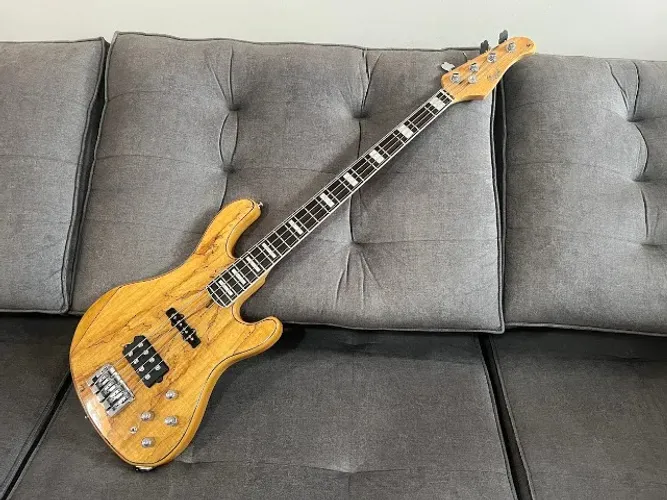 Baixo Cort GB4 Custom GB94 4 Cordas Ativo (n Fender Gibson Squier Ibanez Schecter)