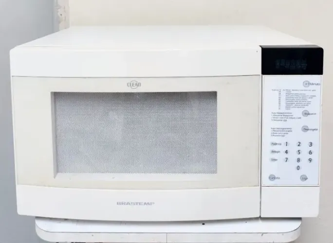 Micro ondas Brastemp Clean 31 litros 127 v