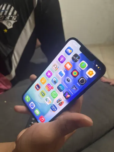 Vendo iPhone 13 128gb