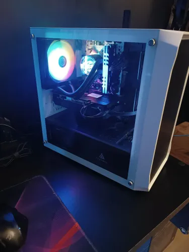PC GAMER COM RX6600