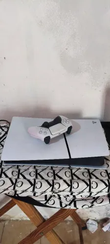 VENDO PLAYSTATION 5 SLIM DIGITAL