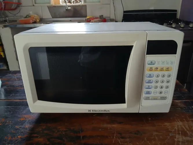 Microondas Electrolux 17 litros 