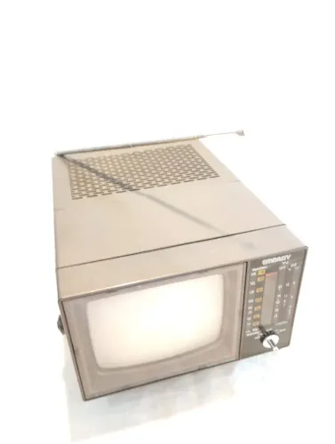 Tv rádio portátil 12V antiga original funcionando