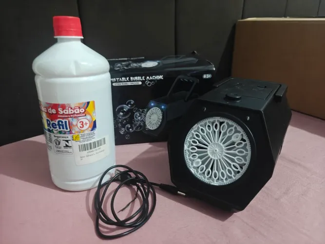 Máquina de bolhas USB ou a pilhas com 500 ml de sabão para bolhas