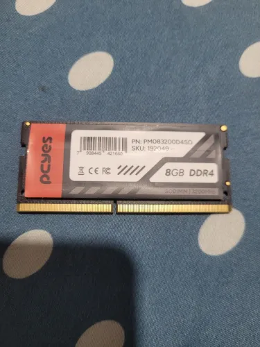Pente de Memória 8Gb DDR4 PCyes 3200Gh notebook