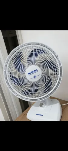 Ventilador grande 1 mês de uso. Não faço entrega, pegar no bairro ligeiro