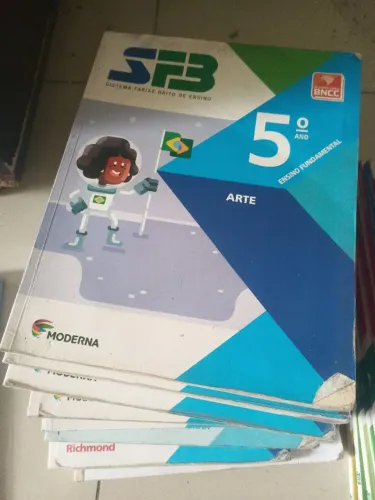 Doação de livros didáticos