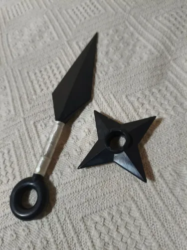 Kit ninja - Kunai e uma Shuriken