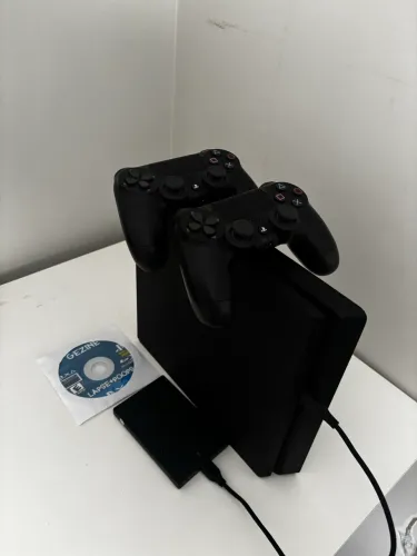 PS4 DESBLOQUEADO 1 TB