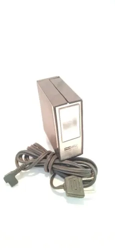 Flash para câmera fotográfica analógica Maxwell antigo