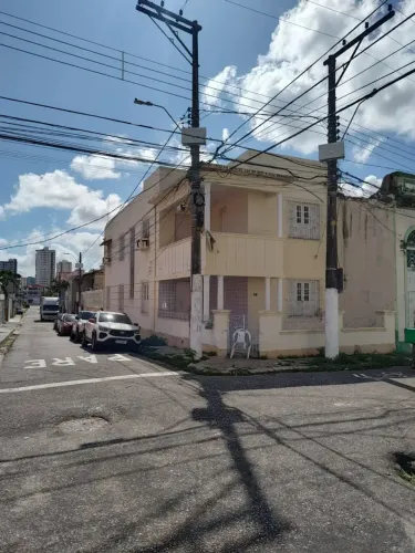 Casa para venda possui 337 m2 com 5 quartos em Cidade Velha - Belém - PA
