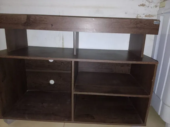Rack pra tv semi novo
