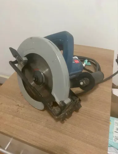 SERRA CIRCULAR DONG CHENG 220V