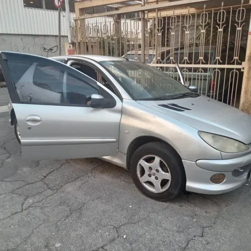 Peugeot 206 Feline 1.4/ 1.4 Flex 8V 5P 2005