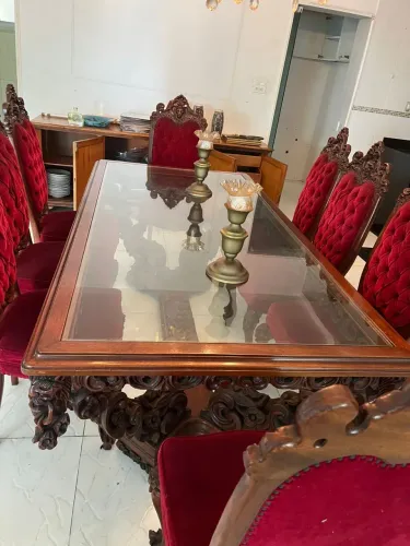 Mesa de jantar antiga