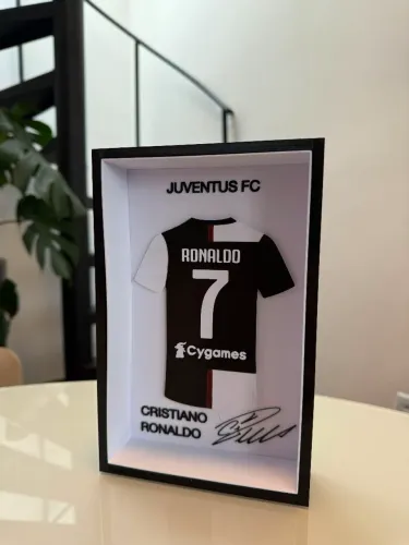 Camisa CR7 na Juventos (impressão 3D )