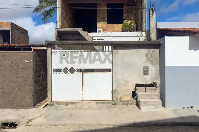 Casa térrea com 2 quartos no bairro Santa Terezinha - Santo Antônio de Jesus -BA