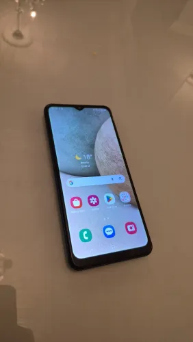 Samsung A12