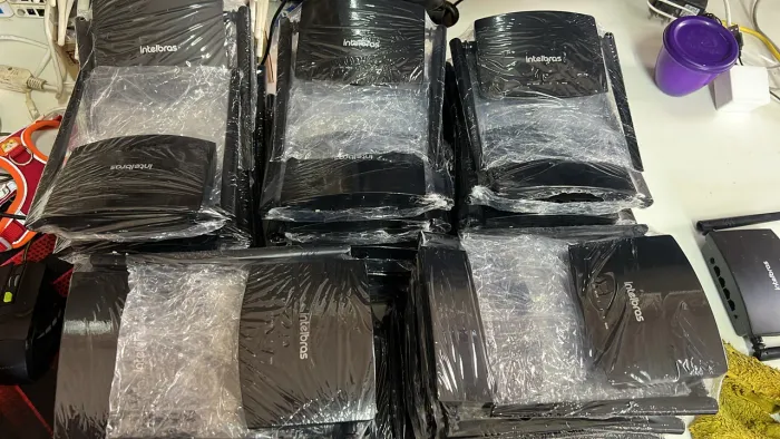 ROTEADOR INTELBRAS 301k LOTE DE 100 UNIDADES COM FONTES