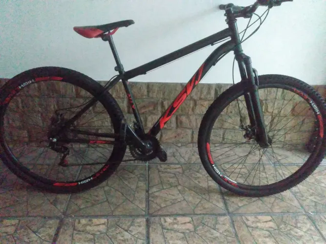 Bike aro 29, SUSPENSÃO, FREIOS DISCO, tudo ok