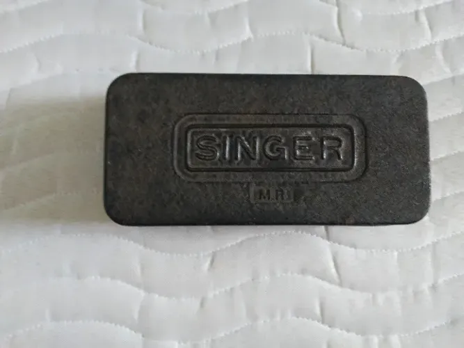 Caixa/Estojo/Lata Caixa de Acessórios Máquina Singer Antiga 1924/1936, Simanco Original. S