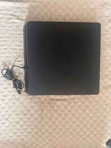 VENDO PS4 COM 2 CONTROLES ORIGINAIS