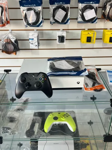Xbox One S Completo