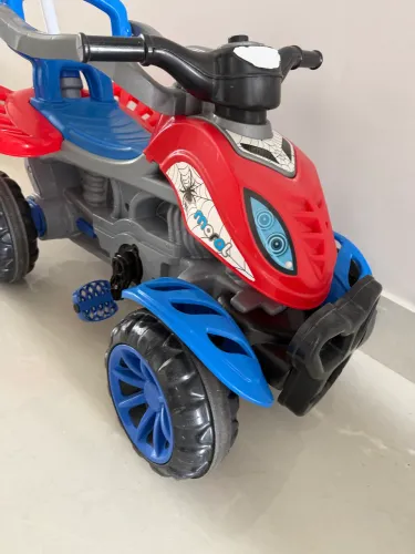 Carrinho Passeio Quadriciclo Infantil 2 em 1 com Pedal e Empurrador