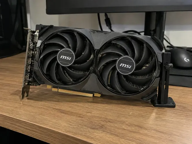 Placa de vídeo MSI GeForce RTX 4070 Super 12GB GDDR6X Dual Fan