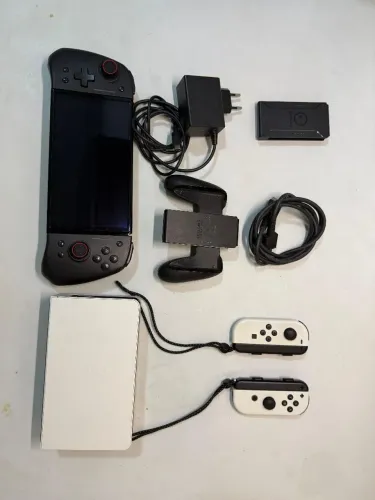 NINTENDO SWITCH OLED DESBLOQUEADO 256GB COMPLETO NOVÍSSIMO(COM CONTROLE LINYUVO KS42)