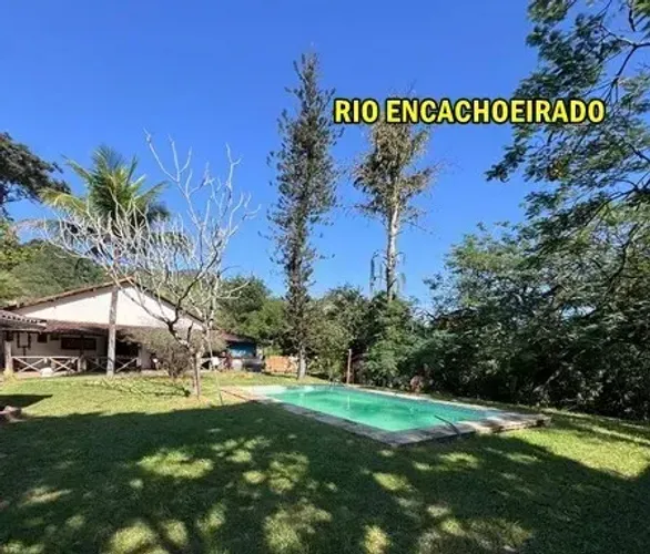 Barrozo Imóveis - Sítio paradisíaco com rio por toda a propriedade.