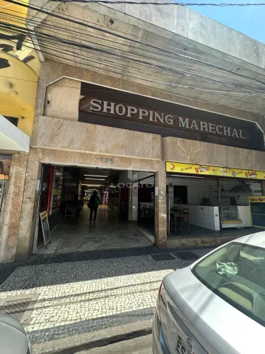 Loja com sobreloja no Shopping Marechal