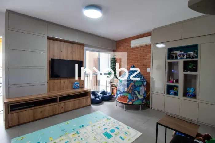 Casa à Venda - Panamby, 3 Quartos, 200 m2