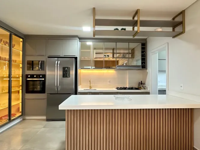 Vendo apartamento mobiliado ótima localização Cascavel