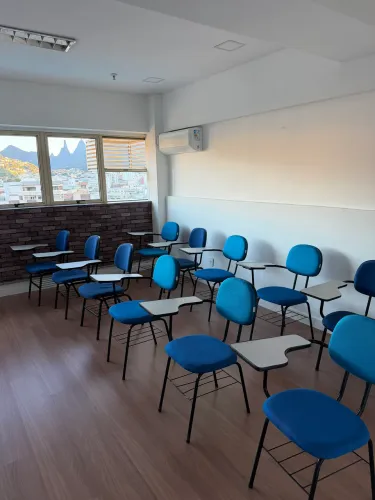 ESPAÇO PARA CURSOS, TREINAMENTOS E PALESTRAS