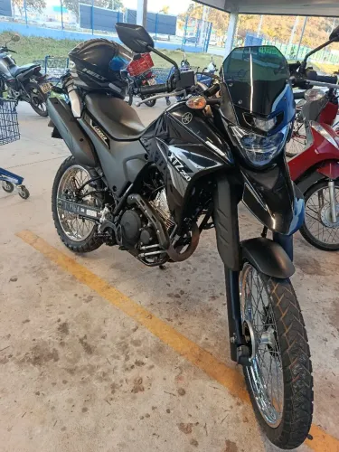 Yamaha lander 2022 15 mil km 