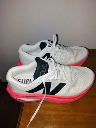 Tênis New Balance FuelCell SuperComp tam: 42