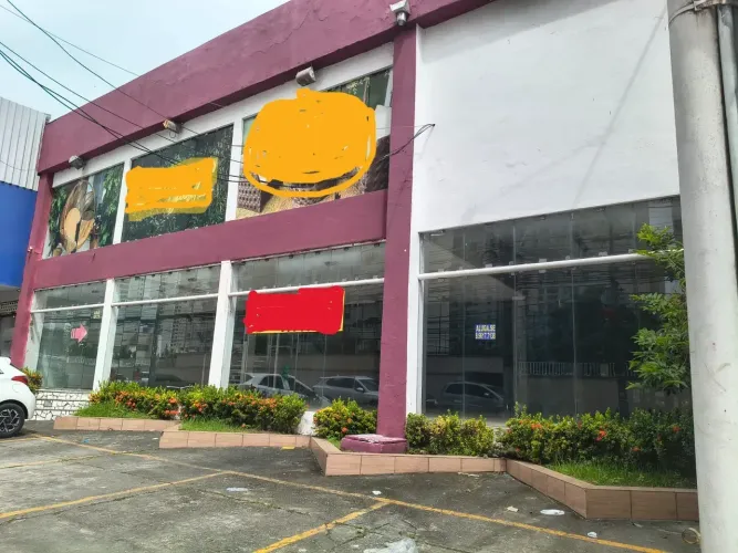 IMPONENTE IMÓVEL COMERCIAL DE ESQUINA COM 3 FRENTES NA AVENIDA ANTÔNIO FALCÃO