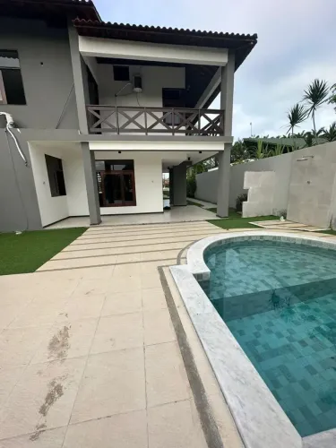 Alugo excelente Casa no Aldebaran com 4 suítes - Maceió - AL