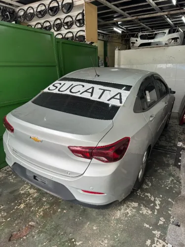 Peças Onix Plus Sedan Lateral Traseira Teto Para-choque Lanterna Porta Longarina Forro Gm
