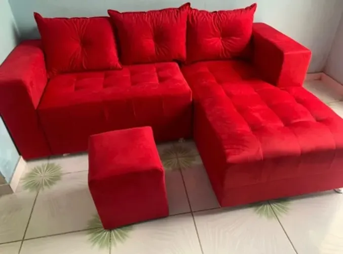 Sofá Chaise 3 lugares com puff 