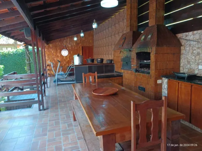 Casa à venda no Condomínio Alpes de Guararema Guararema | 6 quartos, piscina e sauna a va