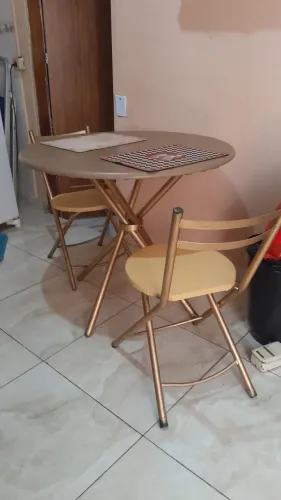 Mesa 2 cadeiras