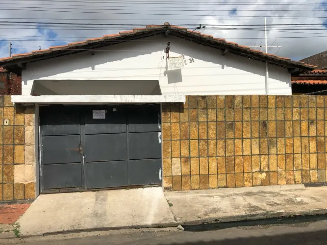 Casa no mocambinho I