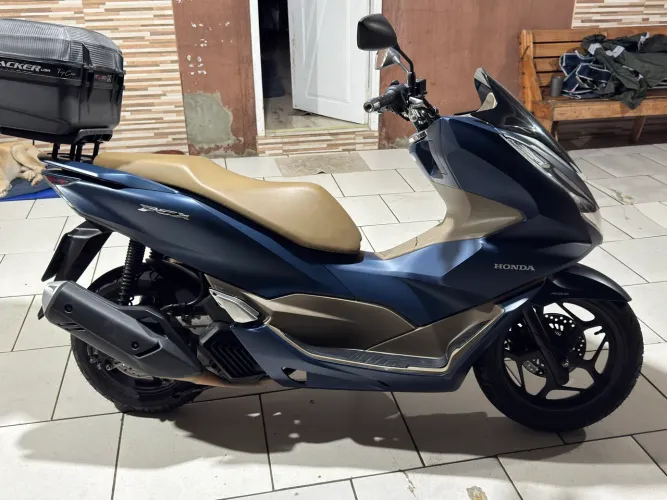 PCX DLX 160 2024
