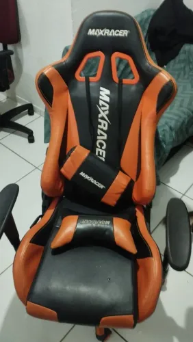 Cadeira Gamer MaxRacer, tem conversa.