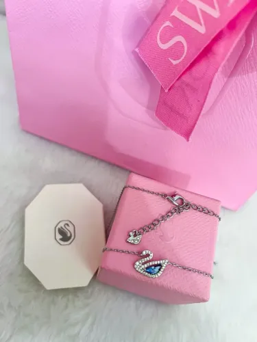 Colar swarovski cisne azul brilhante promoção dia das Mães 